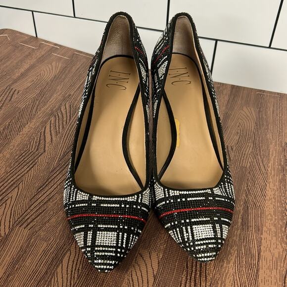 INC International Concepts Women's Zitah Embellished Pointed Toe Pumps Size 8.5 - Picture 2 of 9
